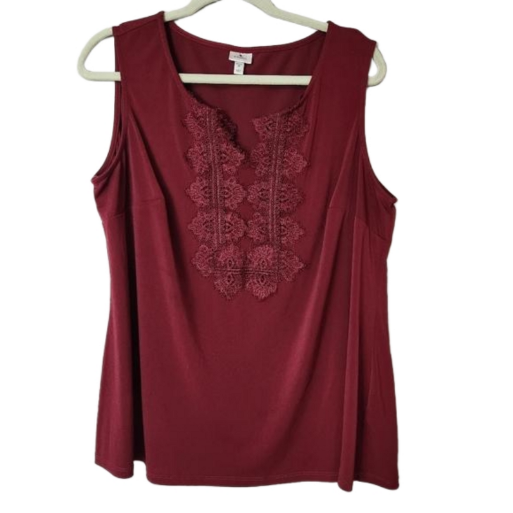 Dressbarn deep maroon burgandy sleeveless tank top size 1x lace front detail